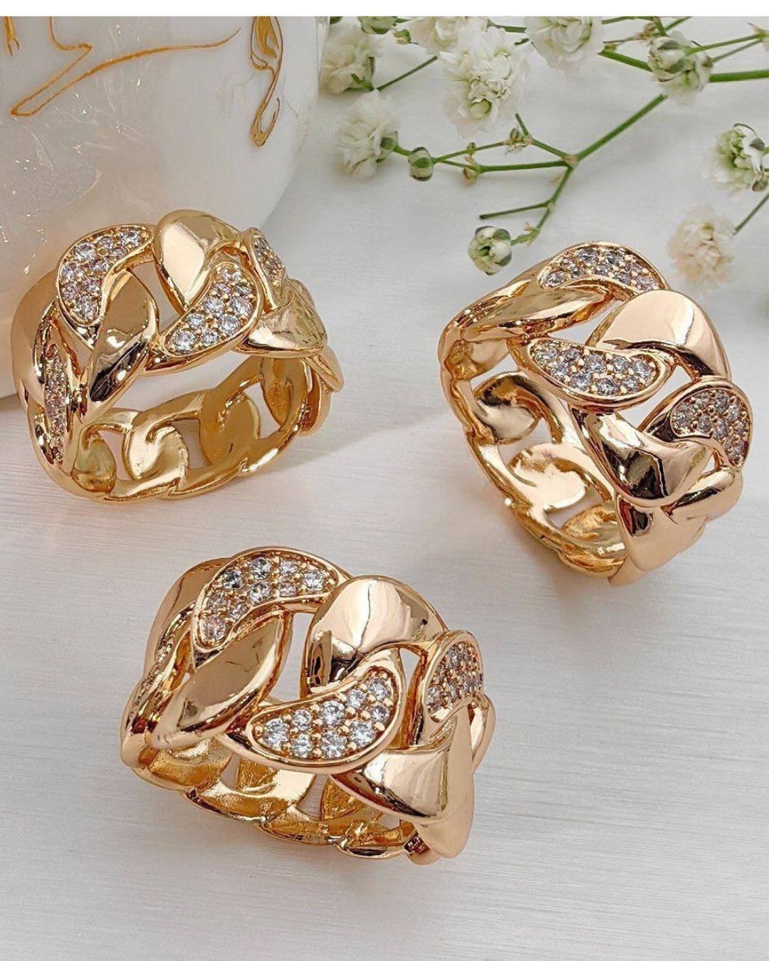  انگشتر زنانه طلایی رینگ پهن بانگین های سواروسکی برند ژوپینگ در نوروژ اکسسوری 